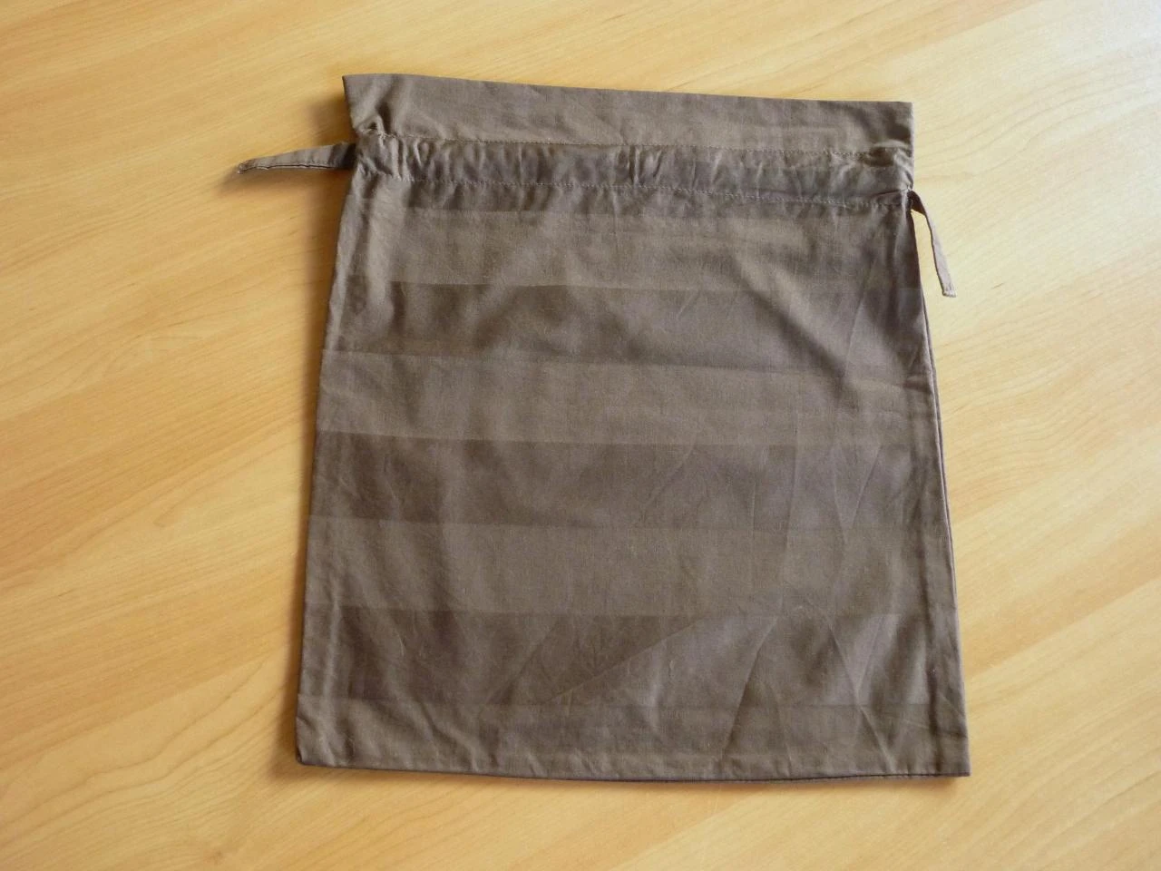 Bolsa de almacenamiento de algodón a rayas marrón oscuro, bolsa de almacenamiento para traje de viaje, funda con bolsillo fruncido, bolsa para ropa – photo 3